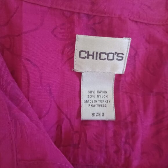 Chico’s Size XL Button Front Blouse Magenta Floral Burnout 3/4 Sleeve Top - Picture 2 of 6